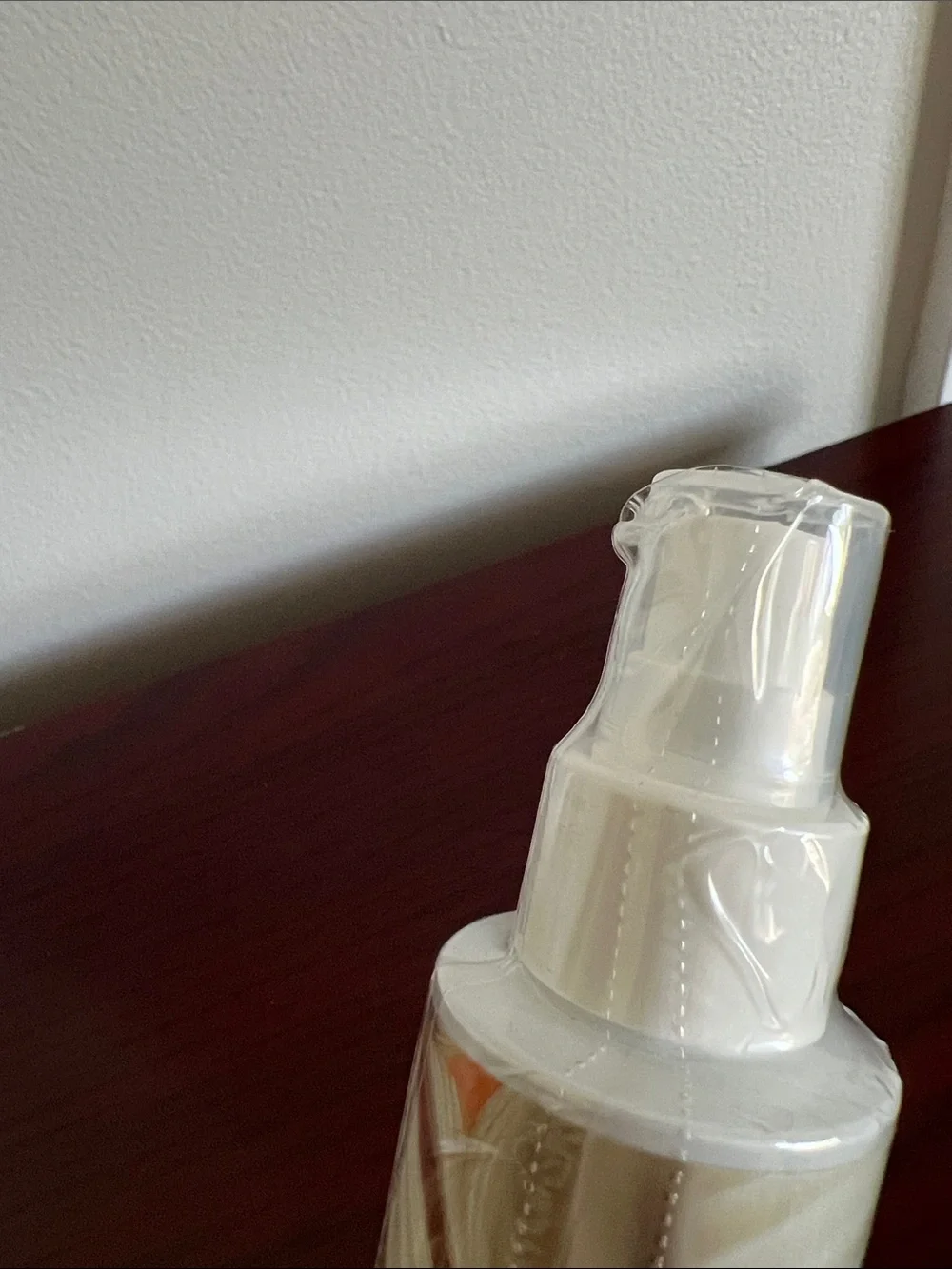 Nakery Beauty Dulce Vanilla Hyaluronic Fragrance Mist